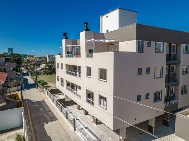 #1453 - Apartamento para Venda em Bombinhas - SC - 2