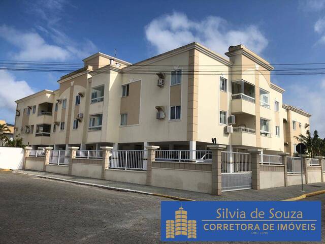 #1570 - Apartamento para Venda em Bombinhas - SC