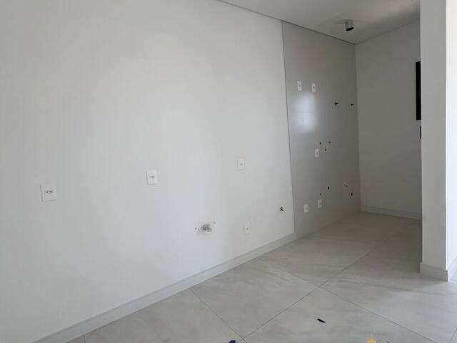 Apartamento para Venda em Bombinhas - 5