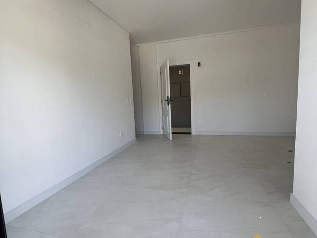 Apartamento para Venda em Bombinhas - 4