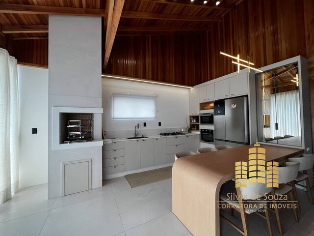 #1683 - Casa para Locação em Bombinhas - SC - 1