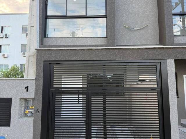 #1644 - Casa para Venda em Bombinhas - SC