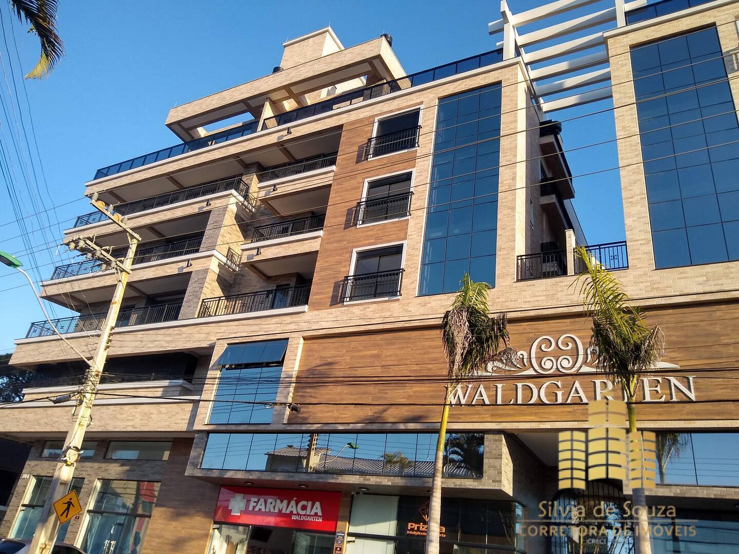 Apartamento, 3 quartos, 221 m² - Foto 1