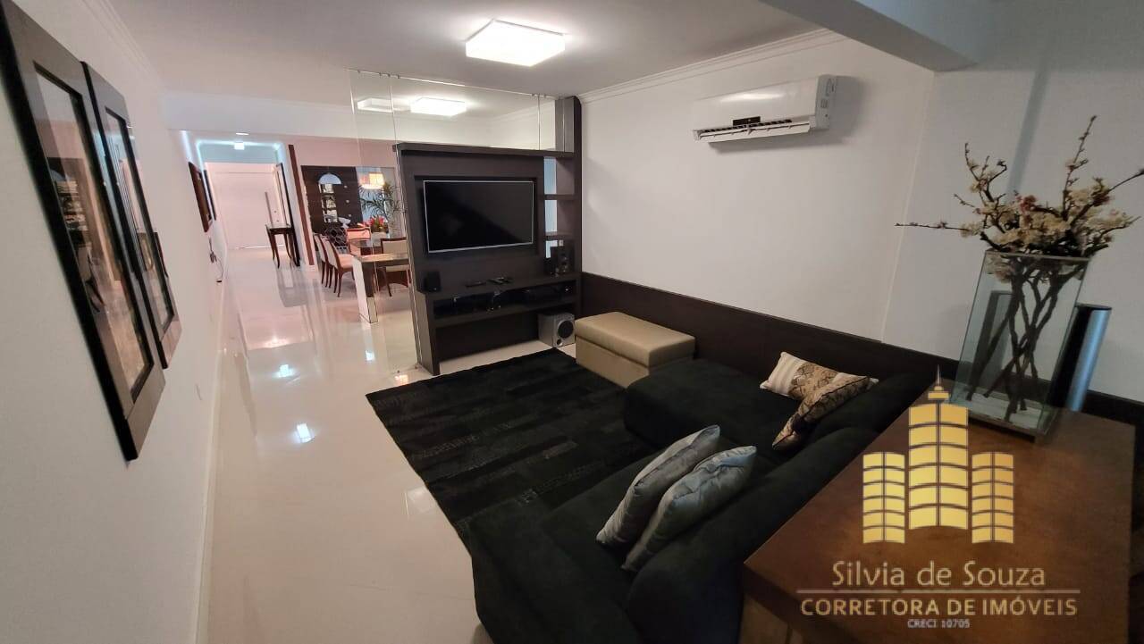 Apartamento, 3 quartos, 220 m² - Foto 13