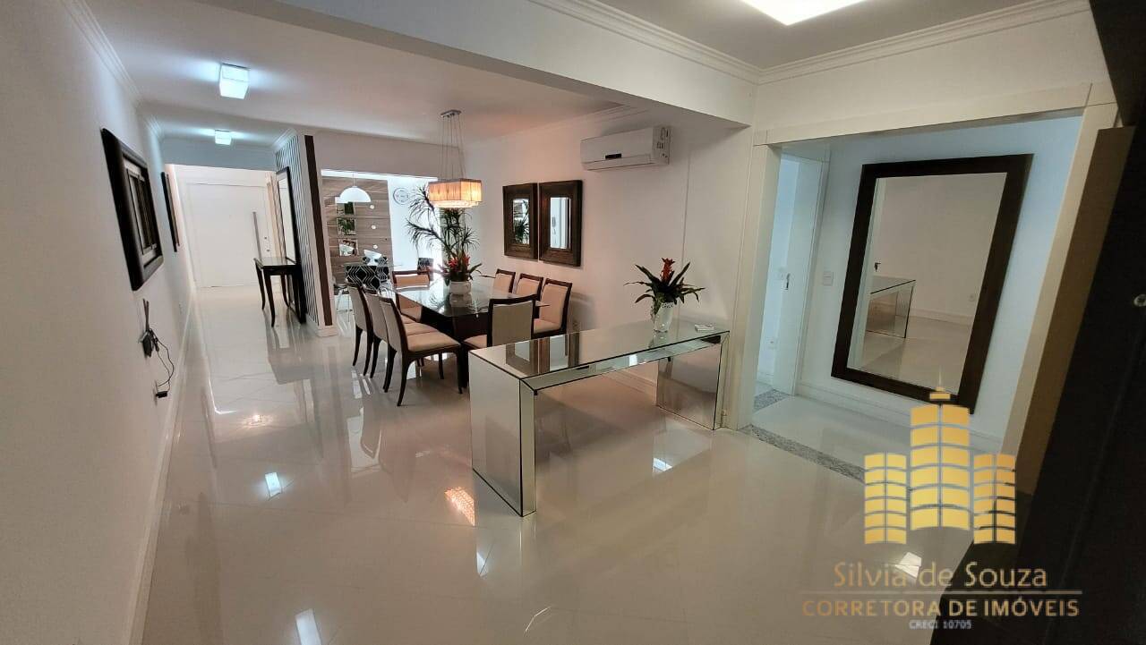 Apartamento, 3 quartos, 220 m² - Foto 3