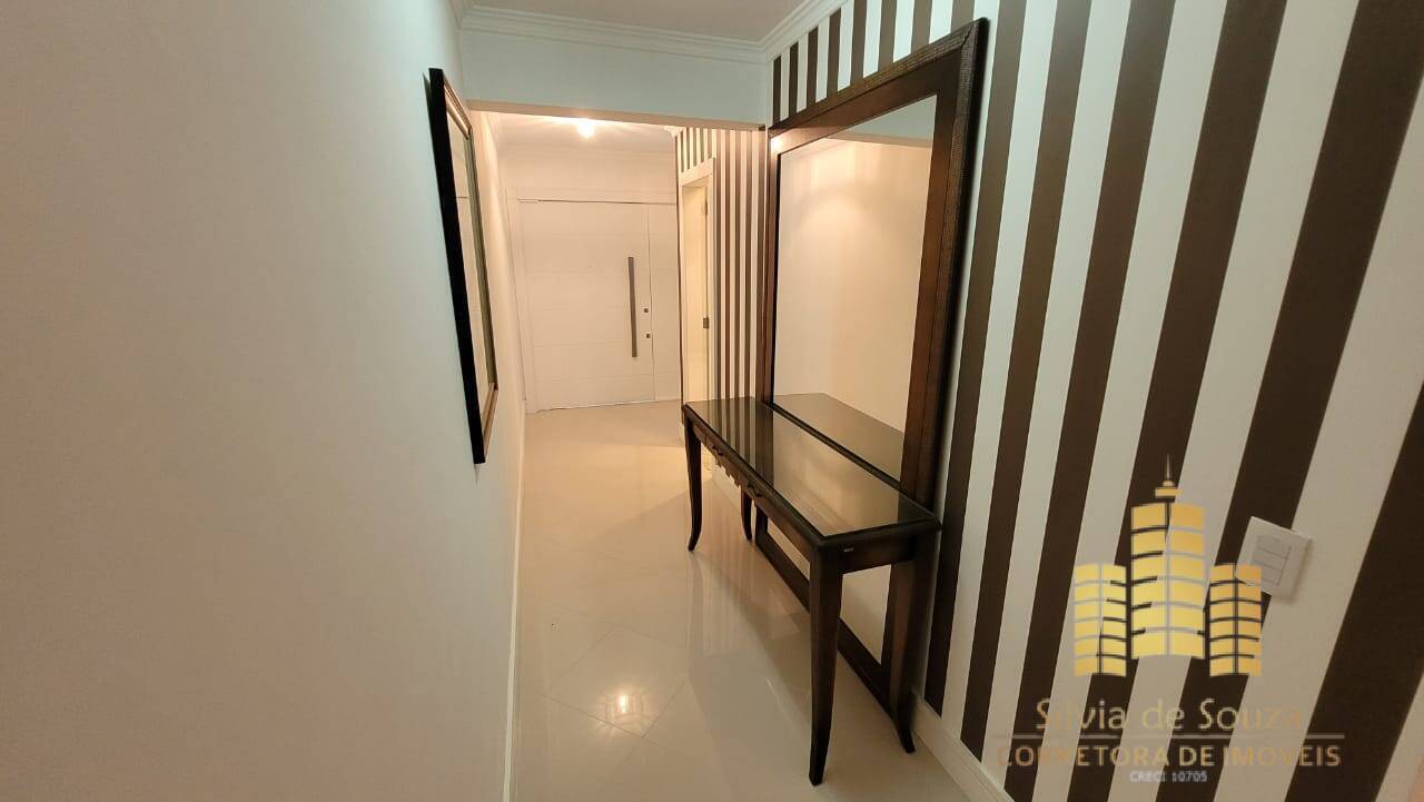 Apartamento, 3 quartos, 220 m² - Foto 11