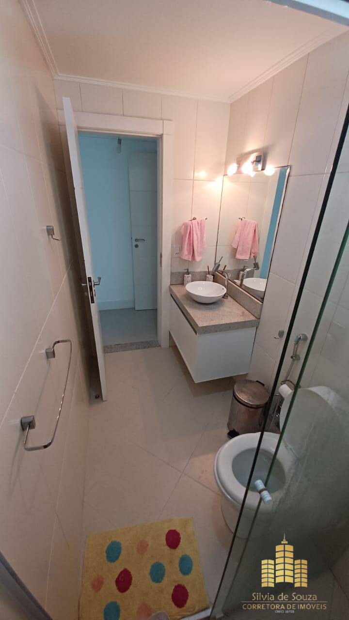 Apartamento, 3 quartos, 220 m² - Foto 9