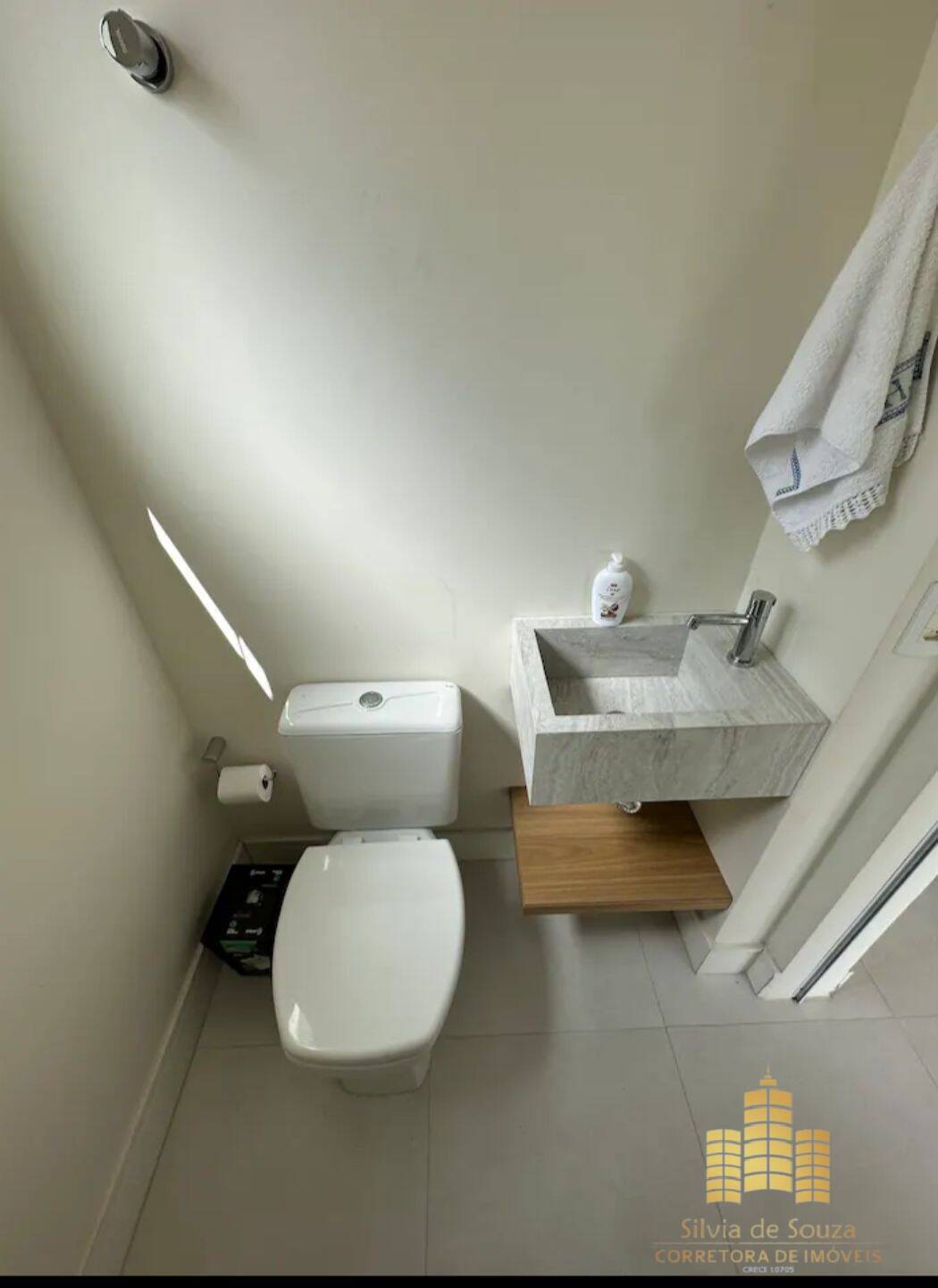Casa, 4 quartos, 240 m² - Foto 21