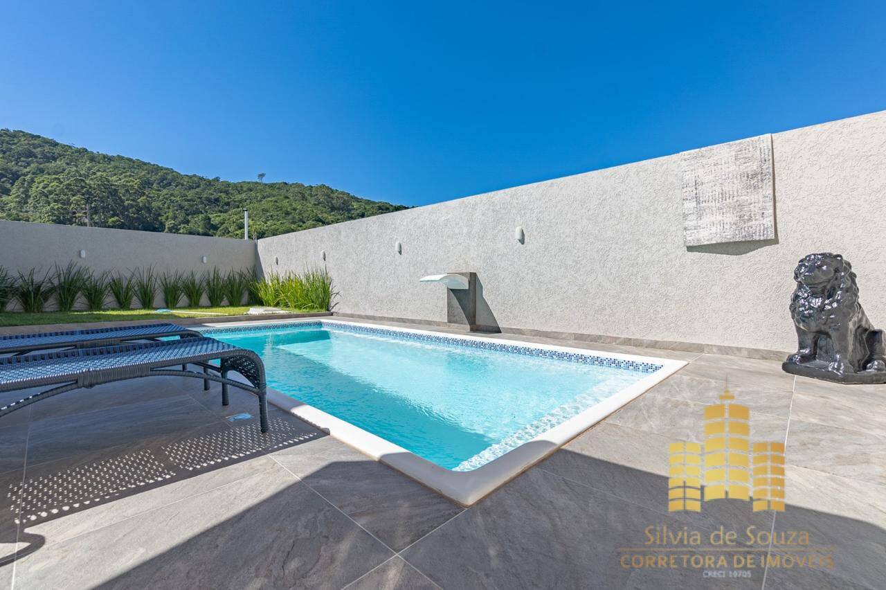 Casa, 3 quartos, 240 m² - Foto 4