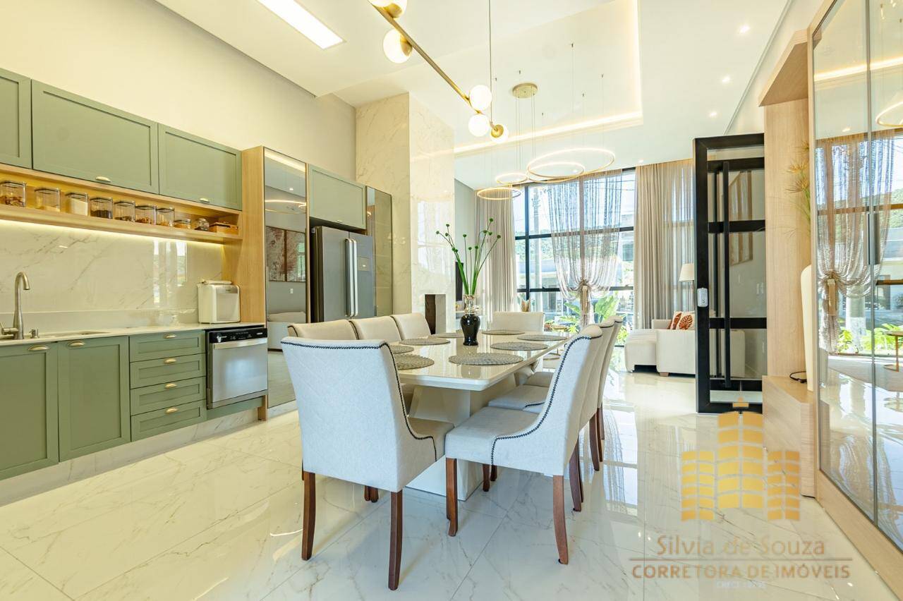 Casa, 3 quartos, 240 m² - Foto 8