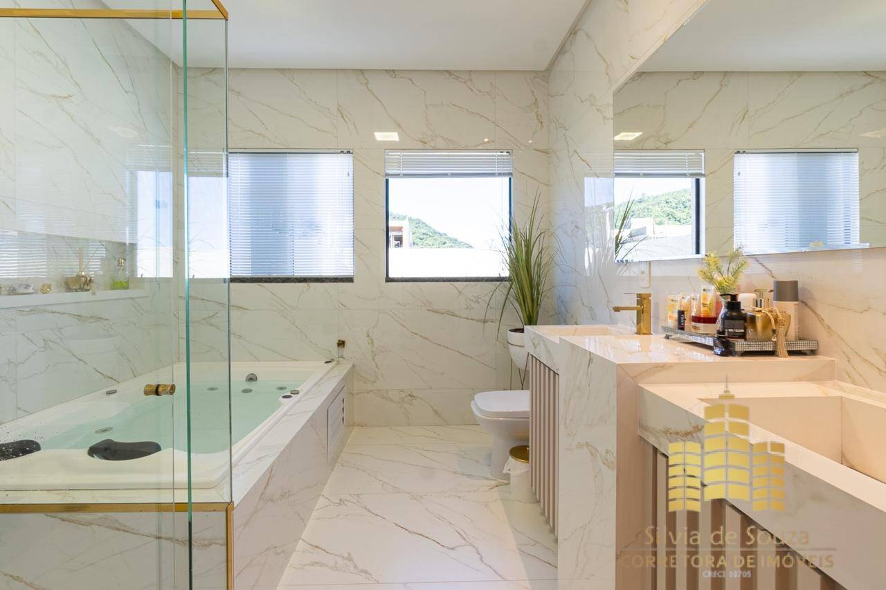 Casa, 3 quartos, 240 m² - Foto 23
