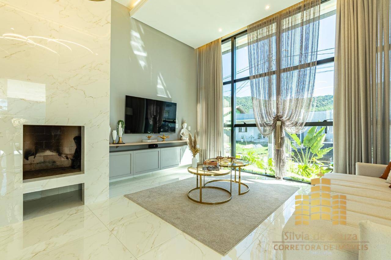 Casa, 3 quartos, 240 m² - Foto 14