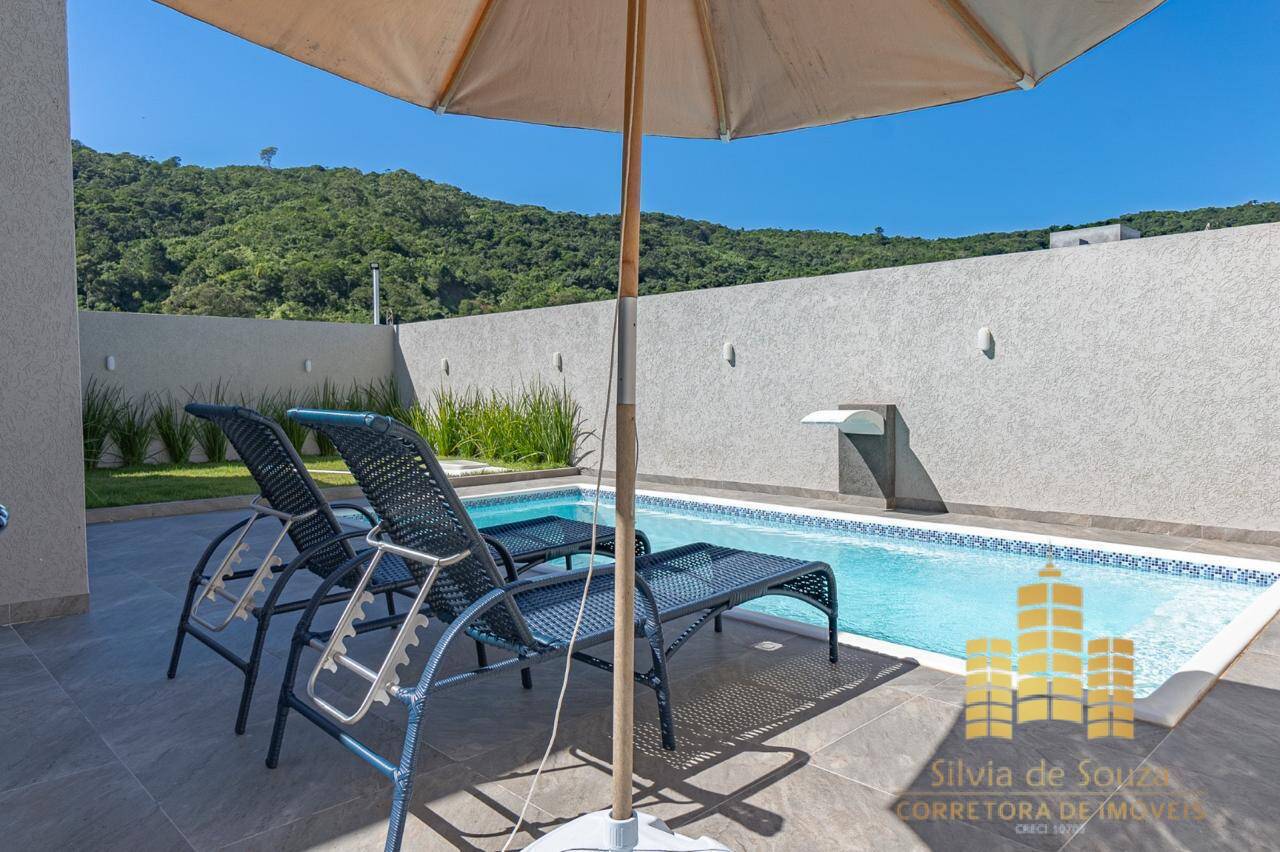 Casa, 3 quartos, 240 m² - Foto 35